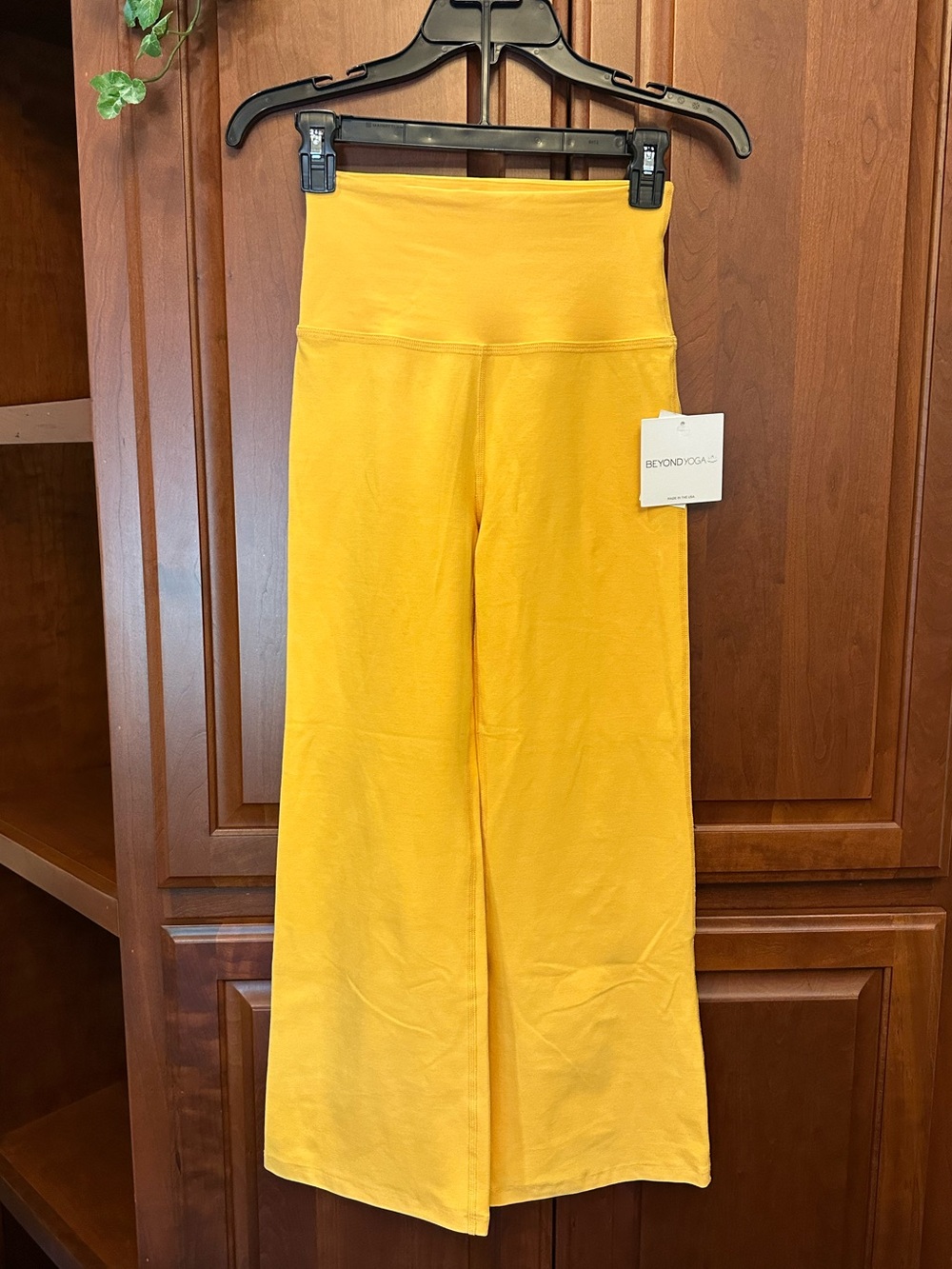 Beyond Yoga Women’s Mustard Wide-Leg Yoga Pants - High Waist